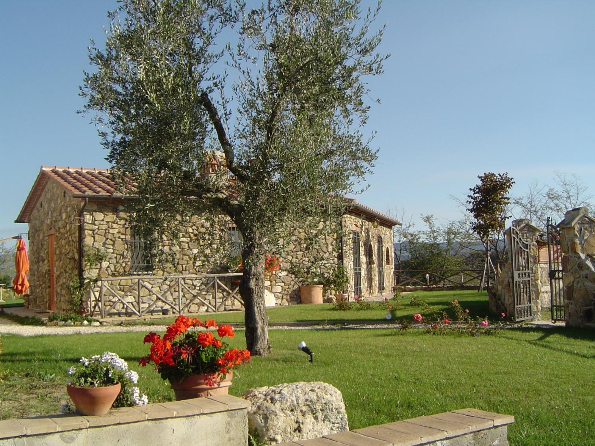 Bio Agriturismo La Bell'antiglia